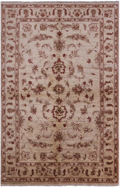 Ivory Chobi Peshawar Handmade Wool Area Rug - 6' 5" X 9' 8" - Golden Nile