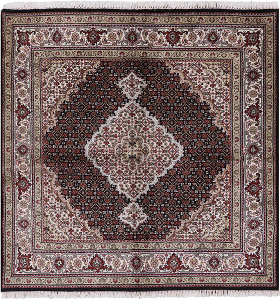 Bijar Handmade Wool & Silk Rug - 5' X 5' - Golden Nile