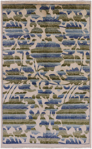 Ivory William Morris Rose Garden Hand Knotted Wool Area Rug - 4' 1" X 6' 4" - Golden Nile