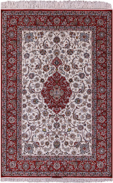 Ivory Isfahan Authentic Persian Hand Knotted Wool & Silk Area Rug - 5' 1" X 7' 10" - Golden Nile