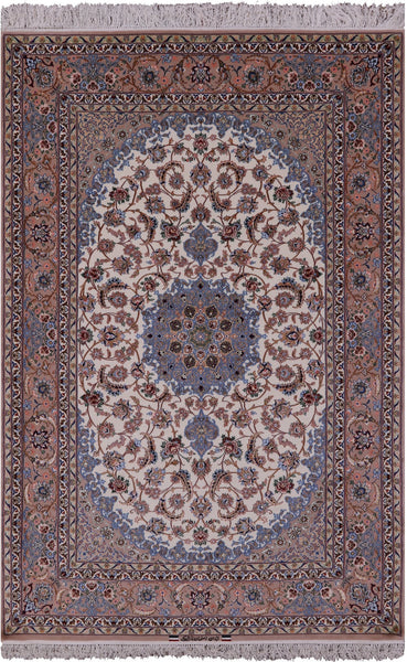Ivory Isfahan Authentic Persian Hand Knotted Wool & Silk Area Rug - 5' 3" X 7' 10" - Golden Nile