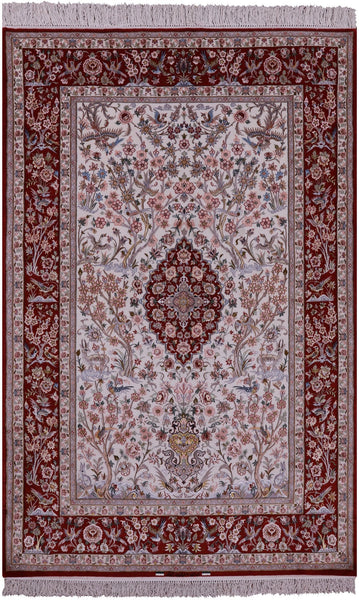 Ivory Isfahan Authentic Persian Hand Knotted Wool & Silk Area Rug - 5' 1" X 7' 11" - Golden Nile