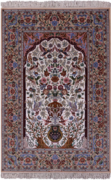 Ivory Isfahan Authentic Persian Hand Knotted Wool & Silk Area Rug - 5' 1" X 7' 7" - Golden Nile