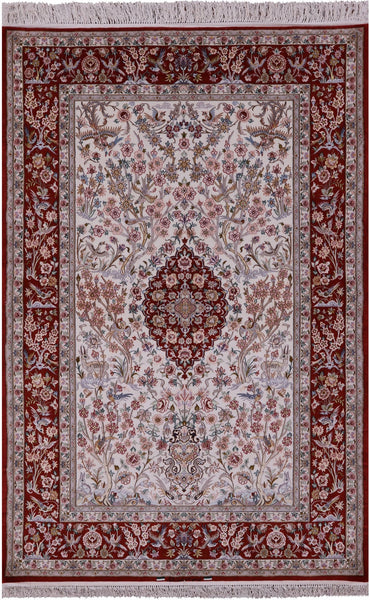 Ivory Isfahan Authentic Persian Hand Knotted Wool & Silk Area Rug - 5' 1" X 7' 9" - Golden Nile