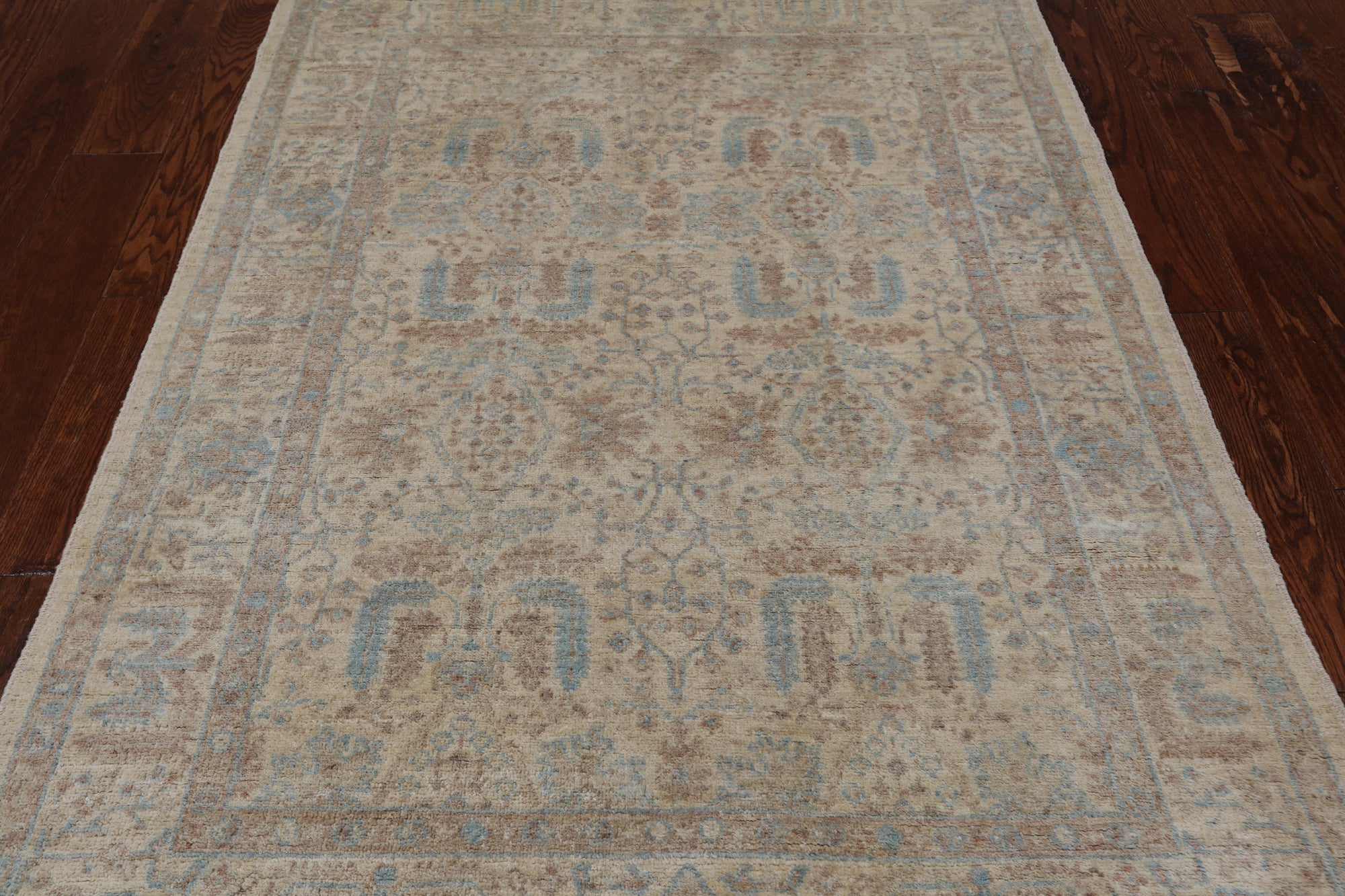 Ivory Turkish Oushak Hand Knotted Wool Rug - 4' 0" X 5' 9"