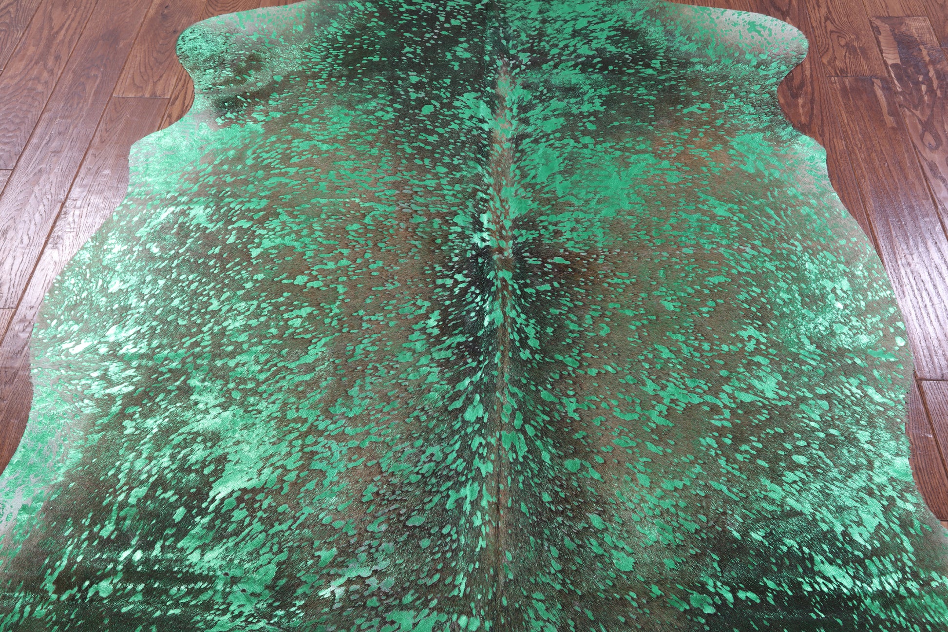 Green Metallic Natural Hair-On Cowhide Rug - 6' 7" X 6' 7" - Golden Nile