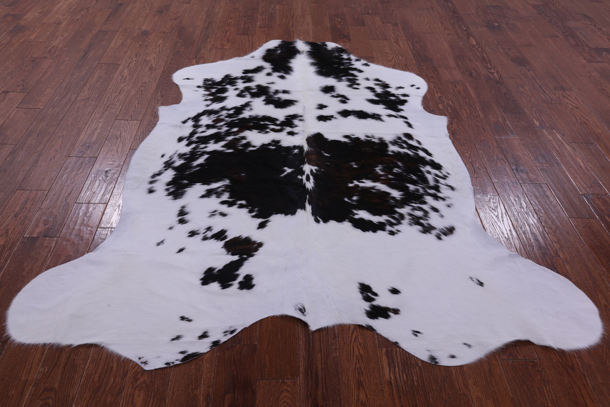 Natural Hair-On Cowhide Rug - 6' 10" X 6' 6" - Golden Nile