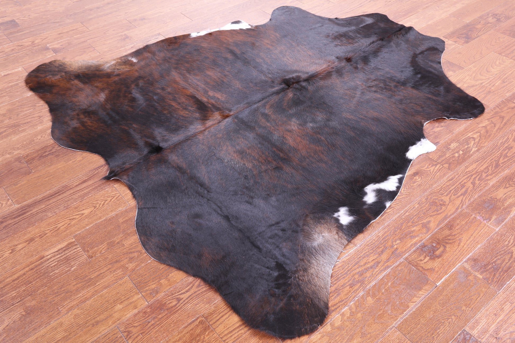 Natural Hair-On Cowhide Rug - 6' 4" X 6' 1" - Golden Nile