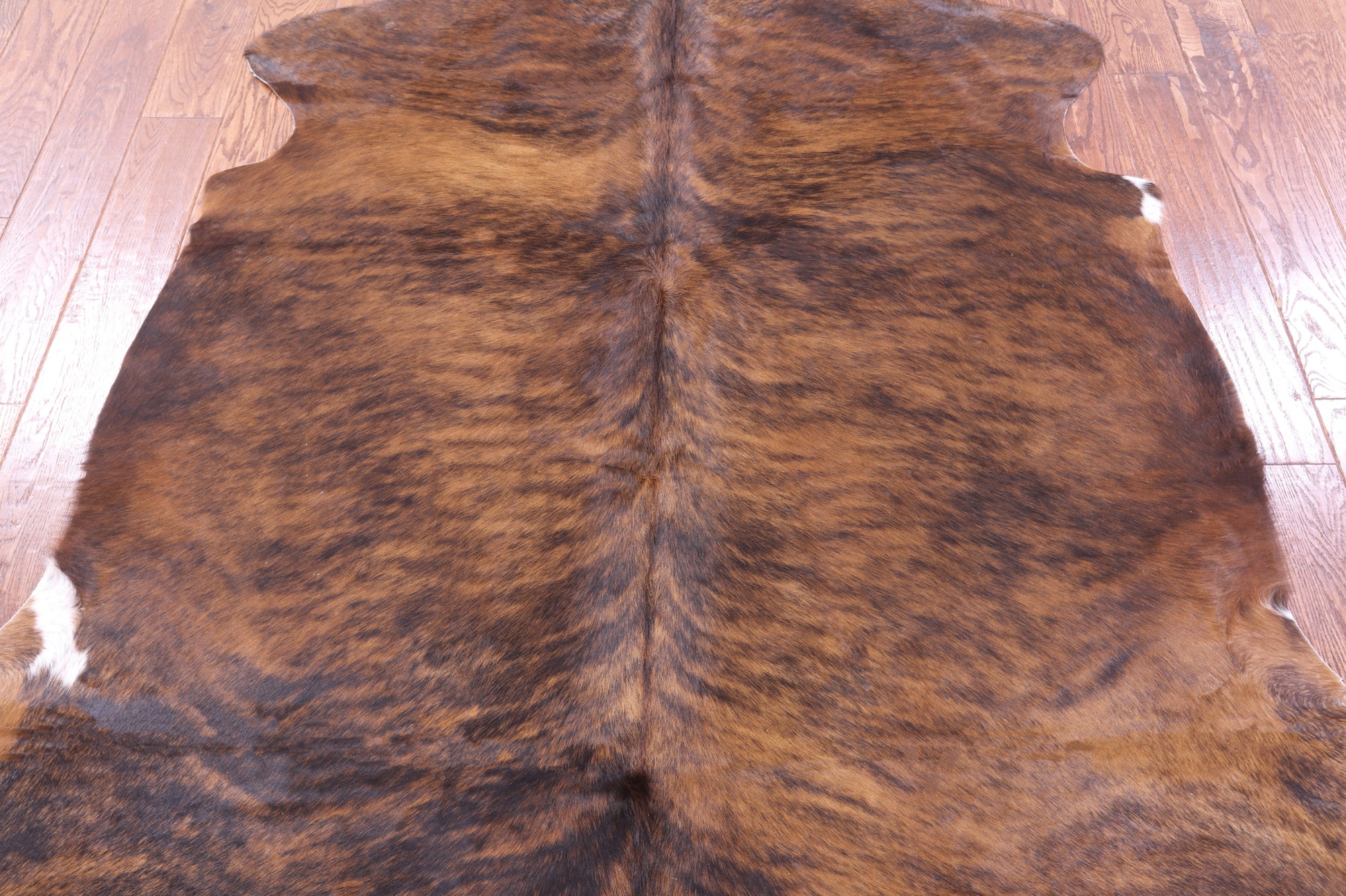 Natural Hair-On Cowhide Rug - 6' 7" X 5' 8" - Golden Nile
