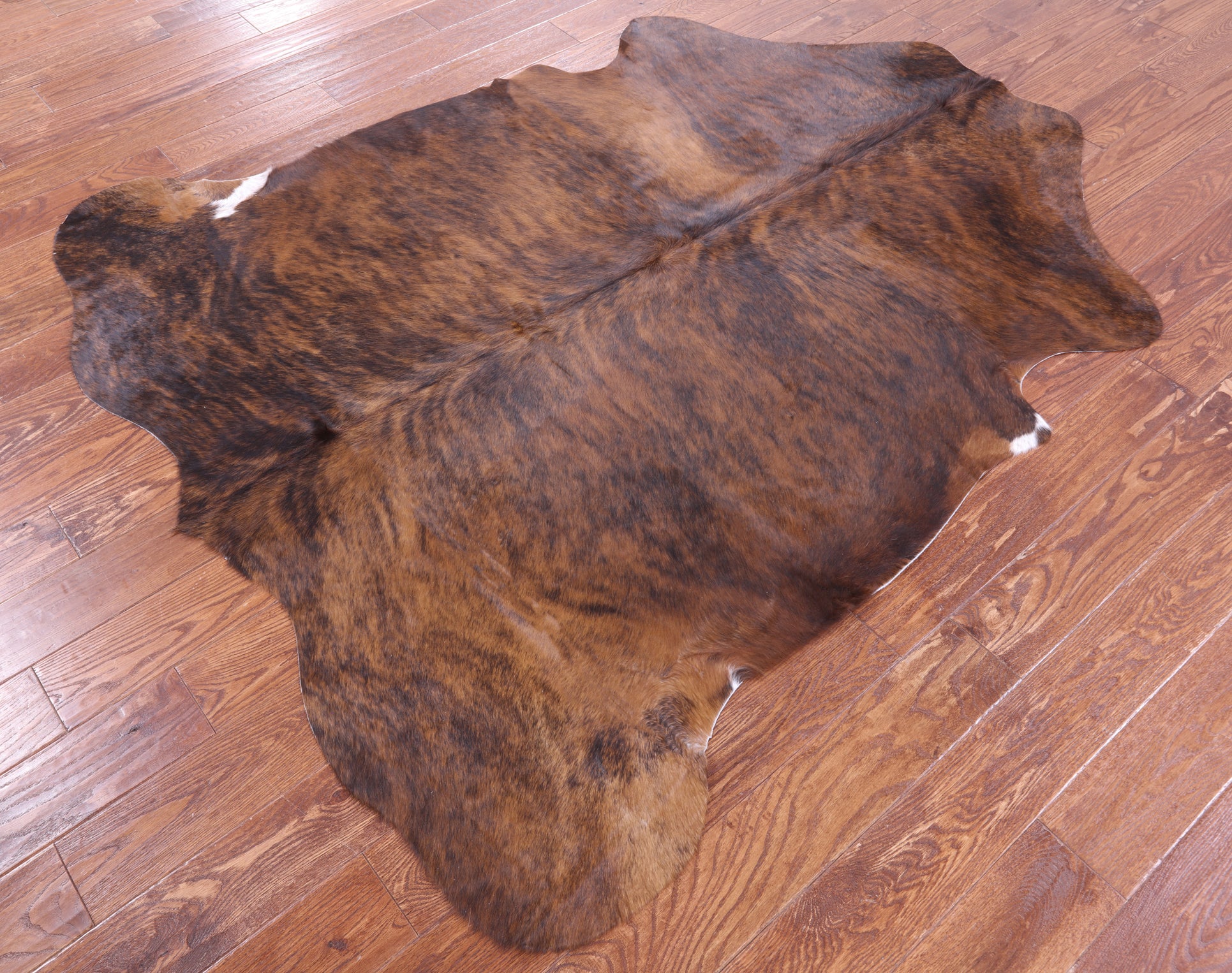 Natural Hair-On Cowhide Rug - 6' 7" X 5' 8" - Golden Nile