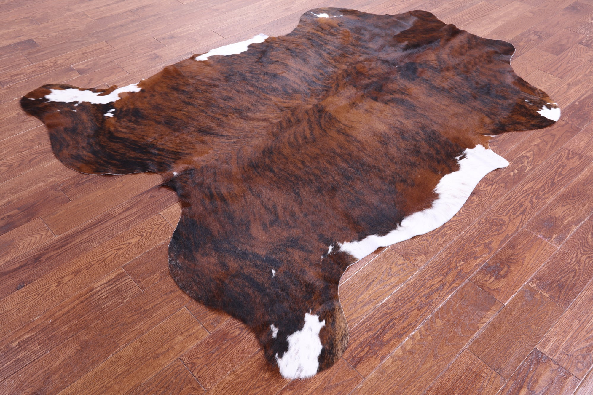 Brindle Natural Hair-On Cowhide Rug - 7' 4" X 6' 1" - Golden Nile