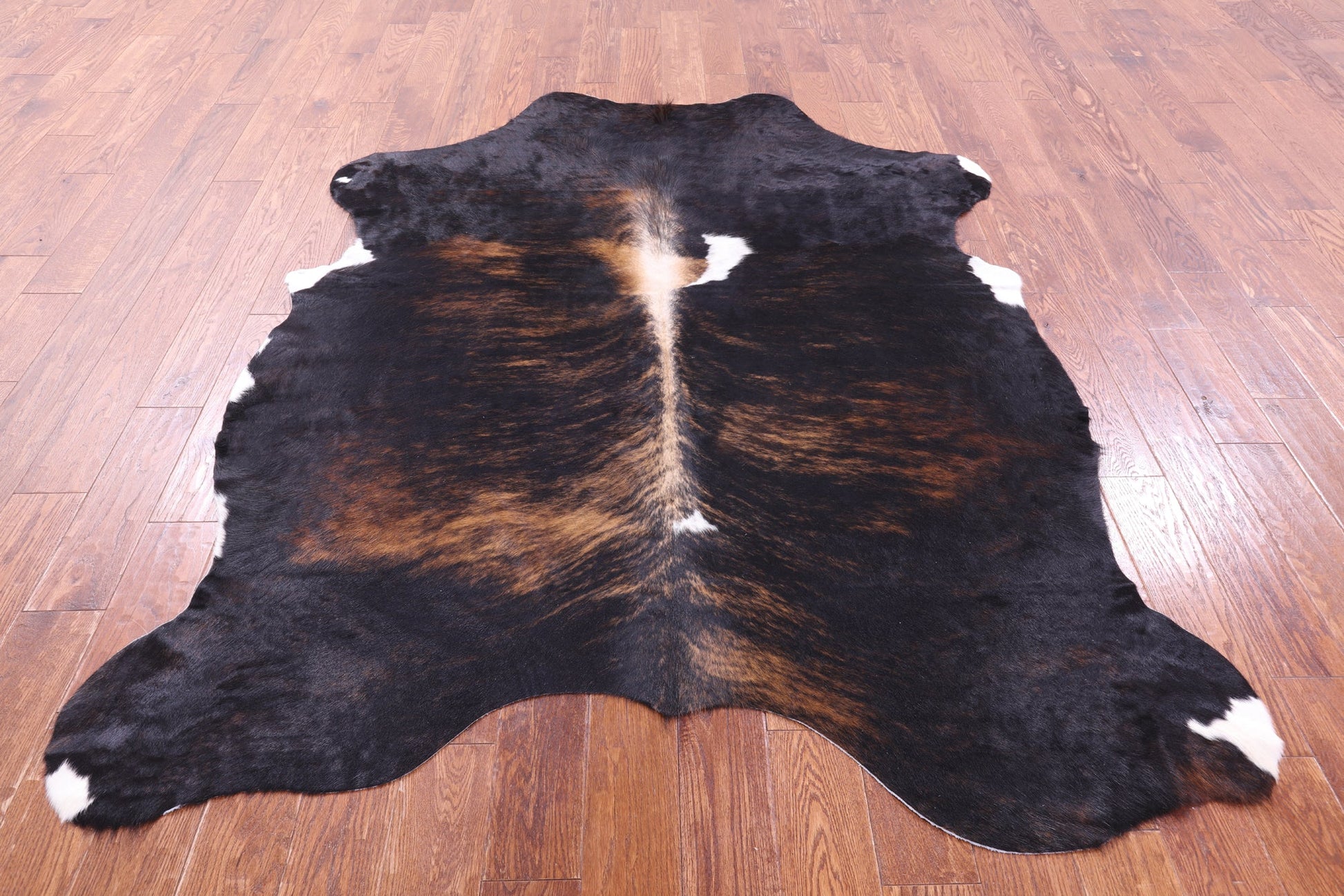 Tricolor Natural Hair-On Cowhide Rug - 7' 2" X 5' 8" - Golden Nile