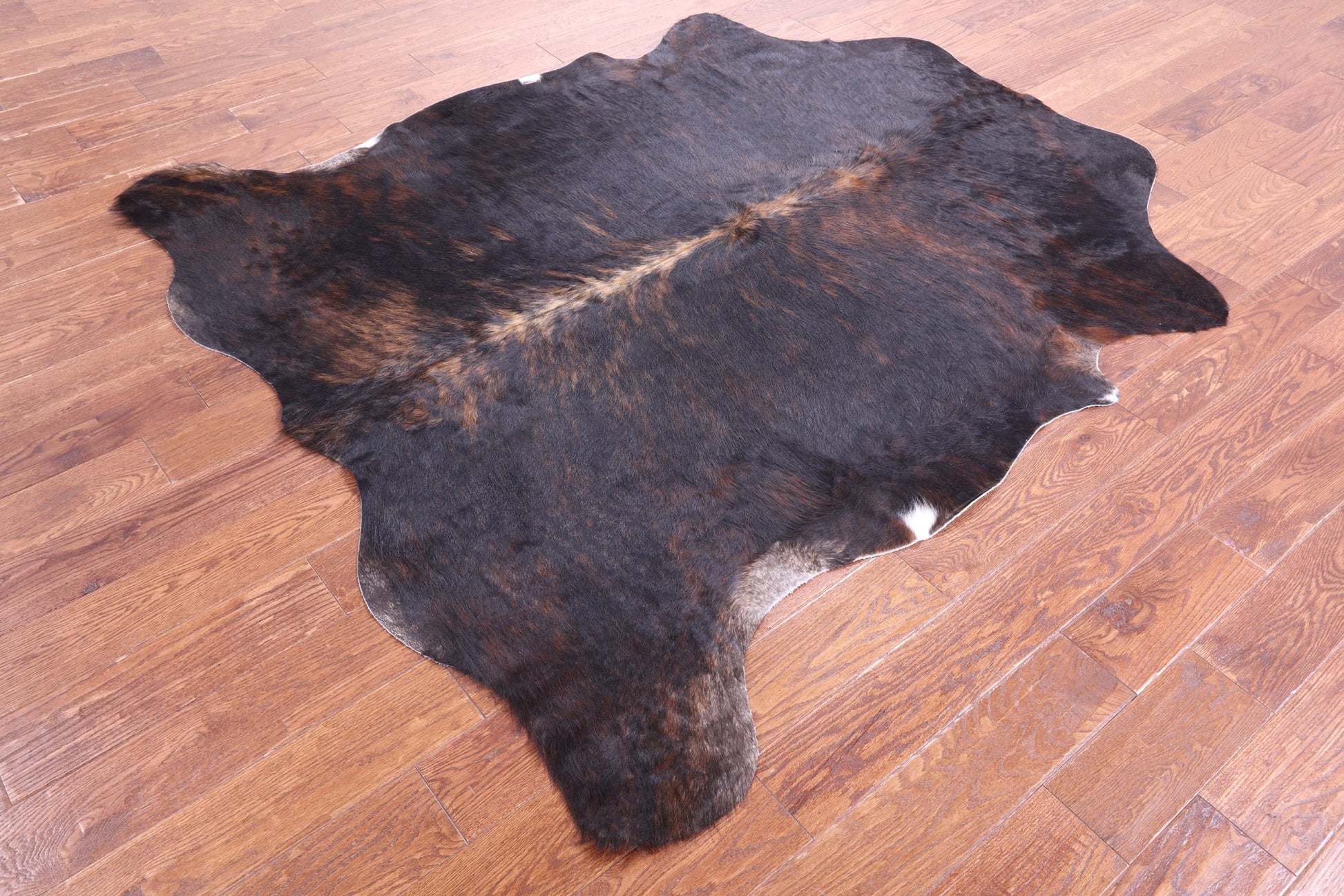 Brindle Natural Hair-On Cowhide Rug - 6' 7" X 5' 10" - Golden Nile