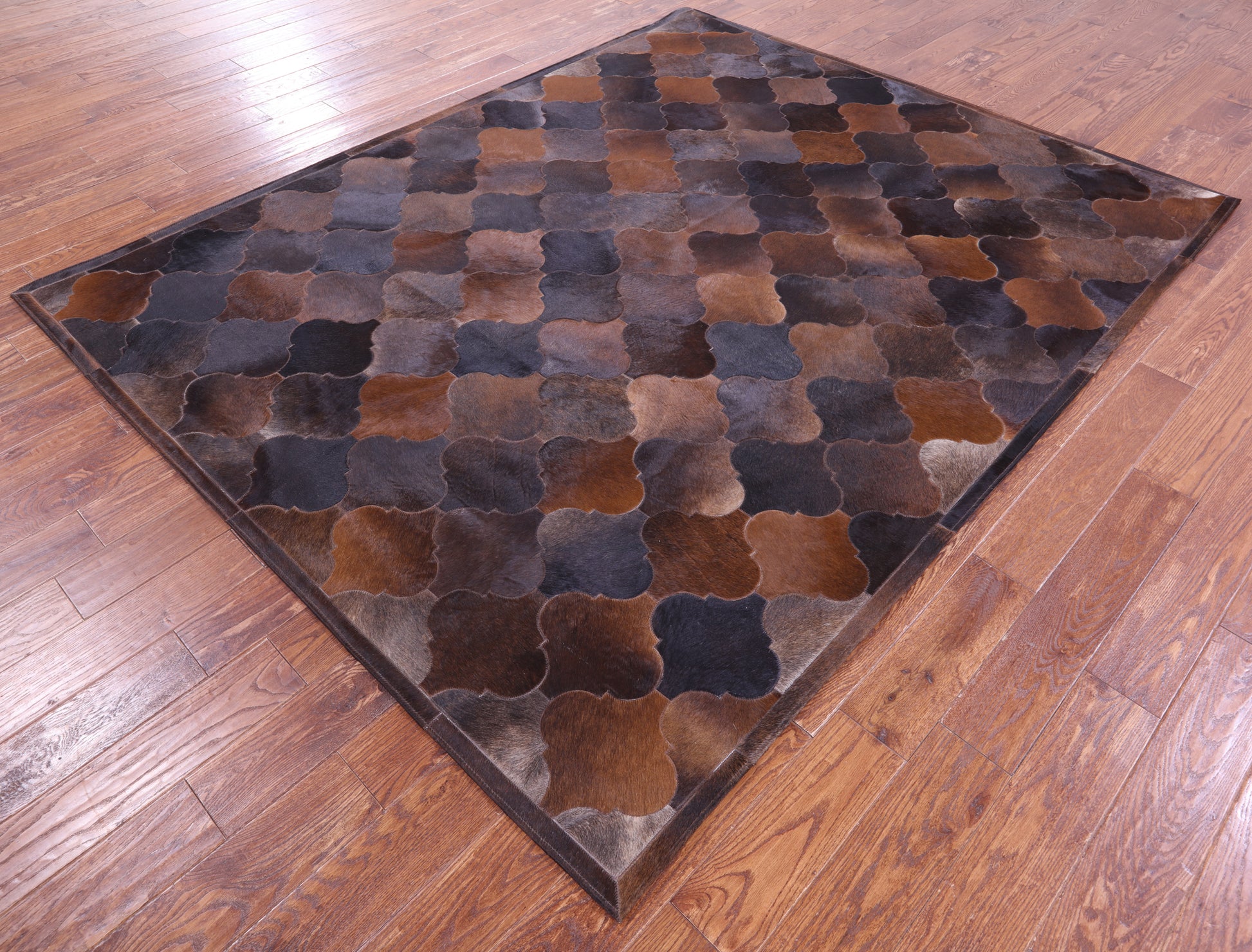 Lantern Tile Brown Natural Cowhide Hand Stitched Patchwork Rug - 6' 8" X 8' 3" - Golden Nile