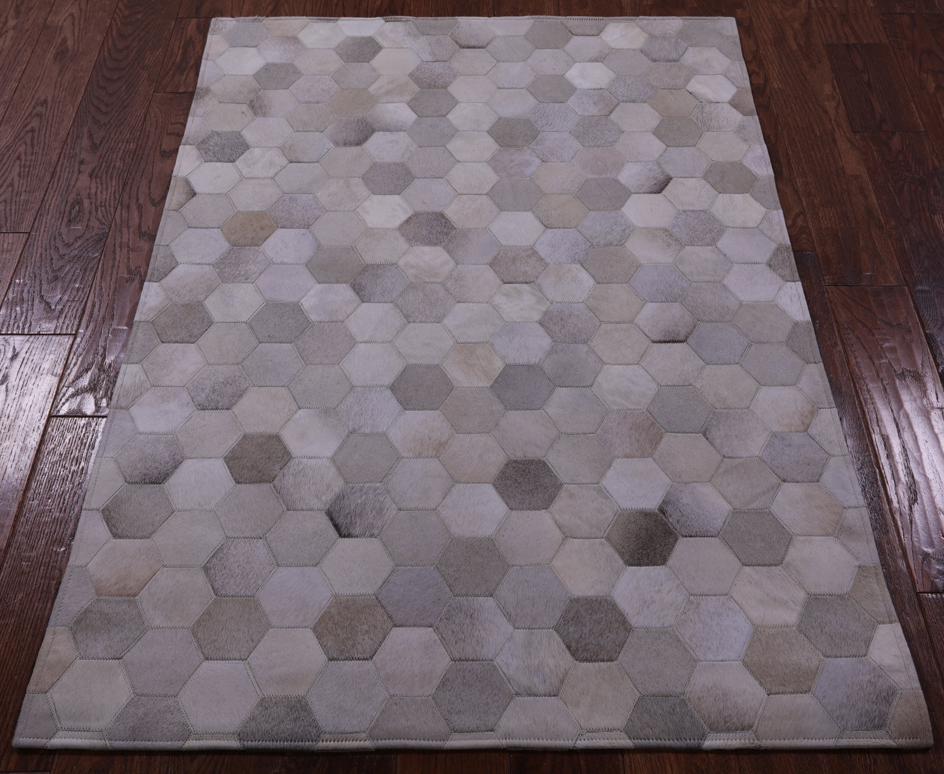 Grey & White Natural Cowhide Hand Stitched Patchwork Rug - 3' 4" X 4' 10" - Golden Nile