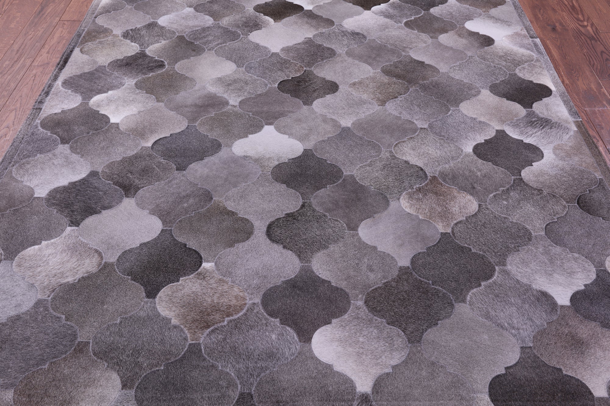 Lantern Tile Grey Natural Cowhide Hand Stitched Patchwork Rug - 6' 8" X 10' 0" - Golden Nile