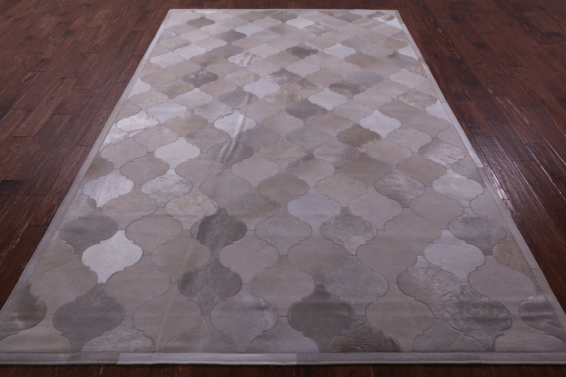 Champagne Natural Cowhide Hand Stitched Patchwork Rug - 6' 8" X 10' 0" - Golden Nile