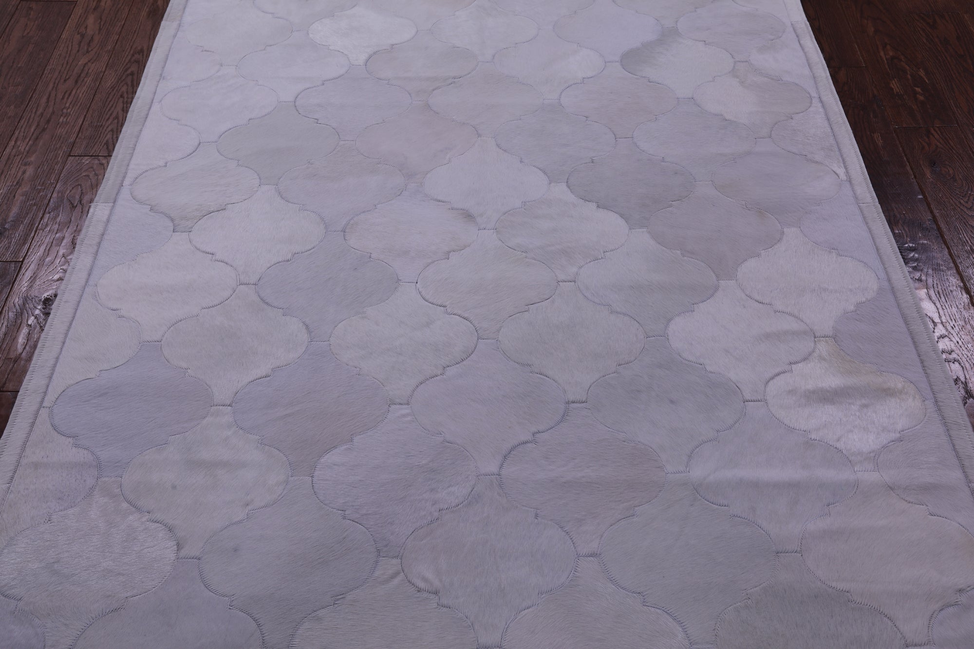 Lantern Tile White Natural Cowhide Hand Stitched Patchwork Rug - 4' 10" X 6' 7" - Golden Nile