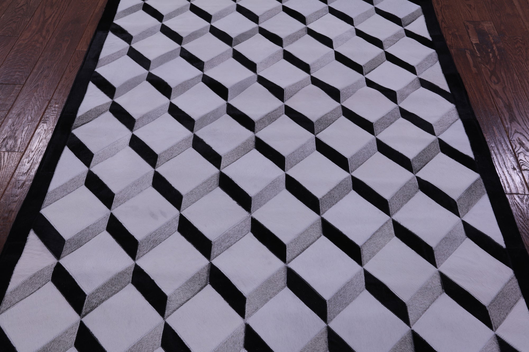 Black & White & Grey Natural Cowhide Hand Stitched Patchwork Rug - 5' 0" X 6' 7" - Golden Nile