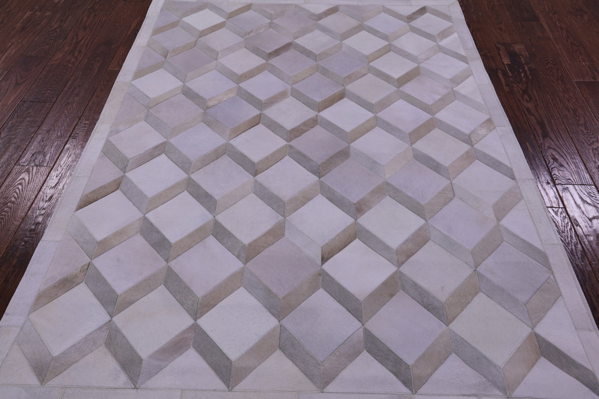 Brown & White Natural Cowhide Hand Stitched Patchwork Rug - 5' 0" X 6' 8" - Golden Nile
