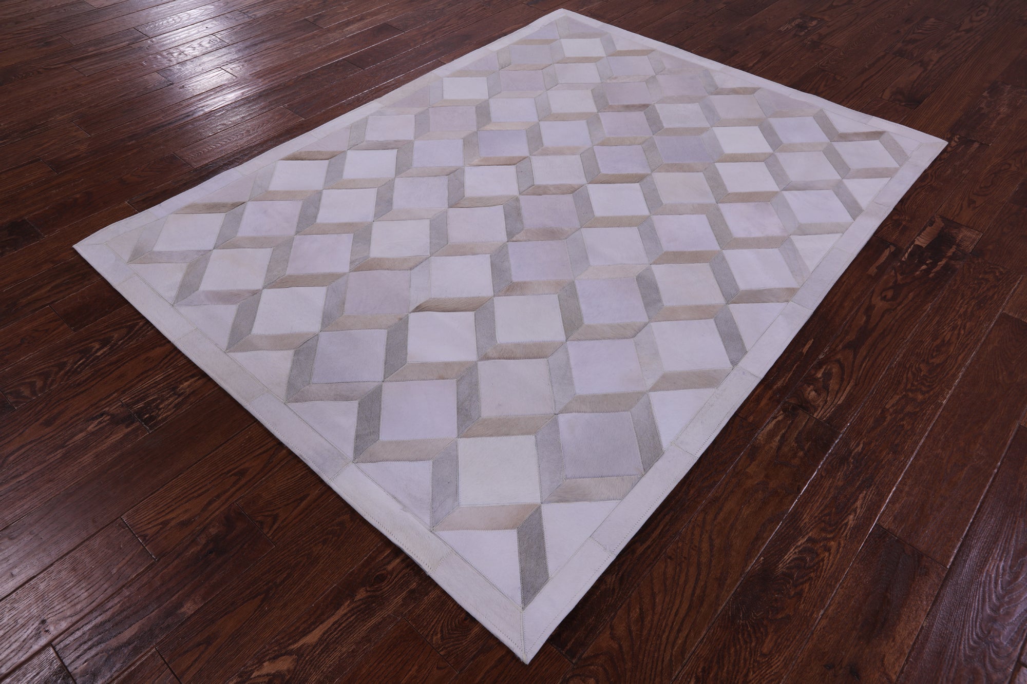 Brown & White Natural Cowhide Hand Stitched Patchwork Rug - 5' 0" X 6' 8" - Golden Nile