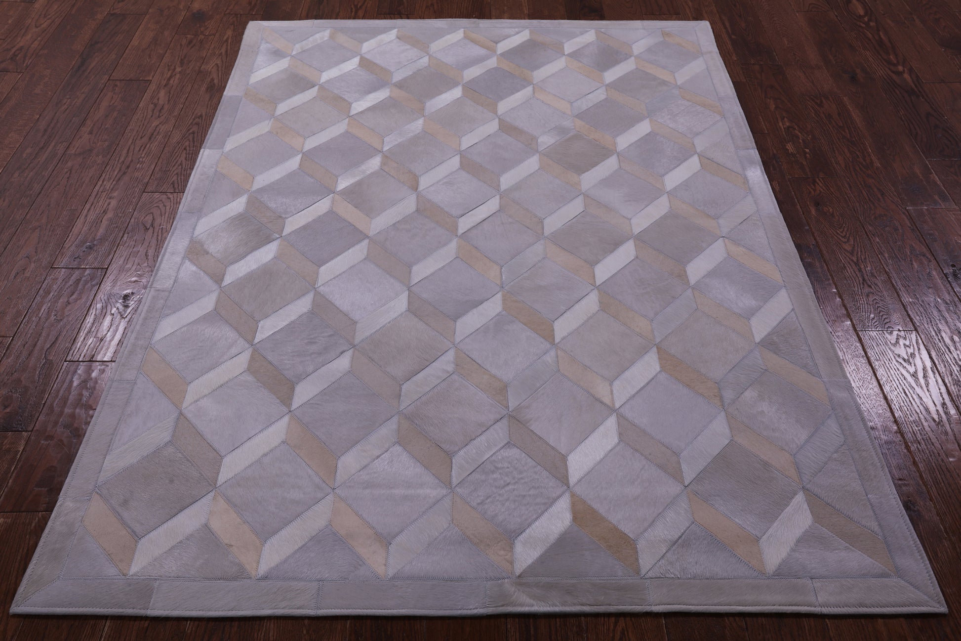 Grey Natural Cowhide Hand Stitched Patchwork Rug - 4' 11" X 6' 8" - Golden Nile