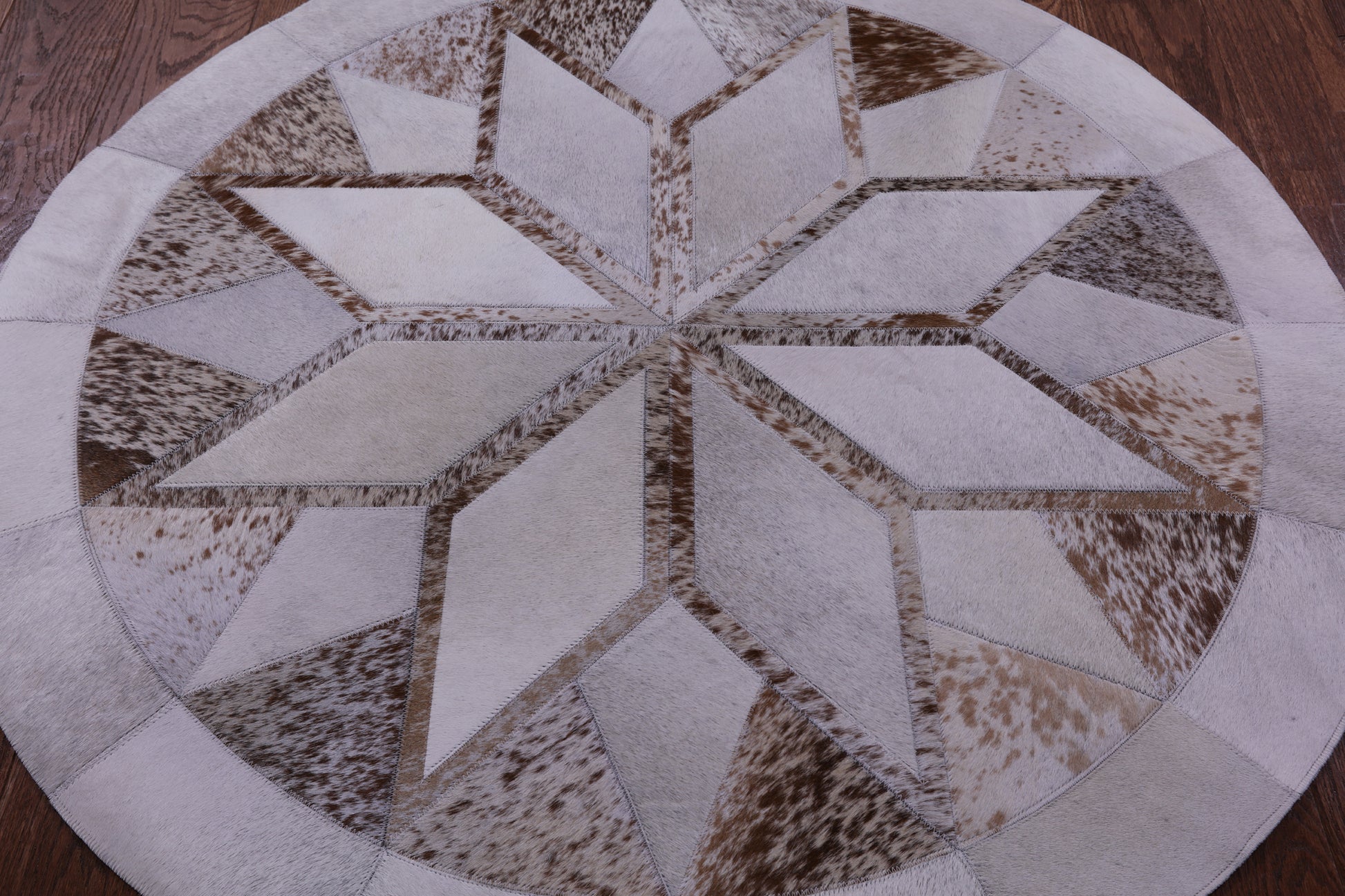 Brown Salt & Pepper Round Star Natural Cowhide Hand Stitched Patchwork Rug - 4' 0" X 4' 0" - Golden Nile