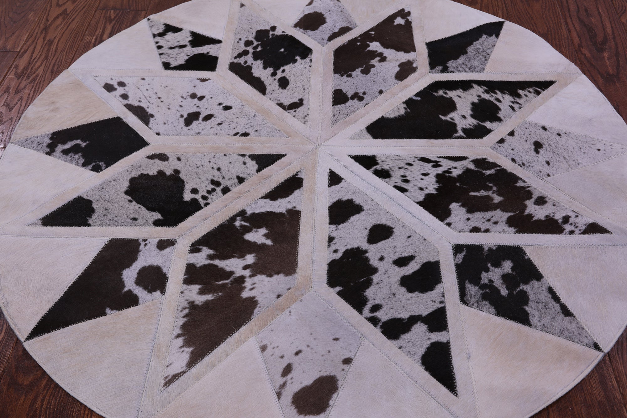 Brown & White Round Star Natural Cowhide Hand Stitched Patchwork Rug - 4' 0" X 4' 0" - Golden Nile
