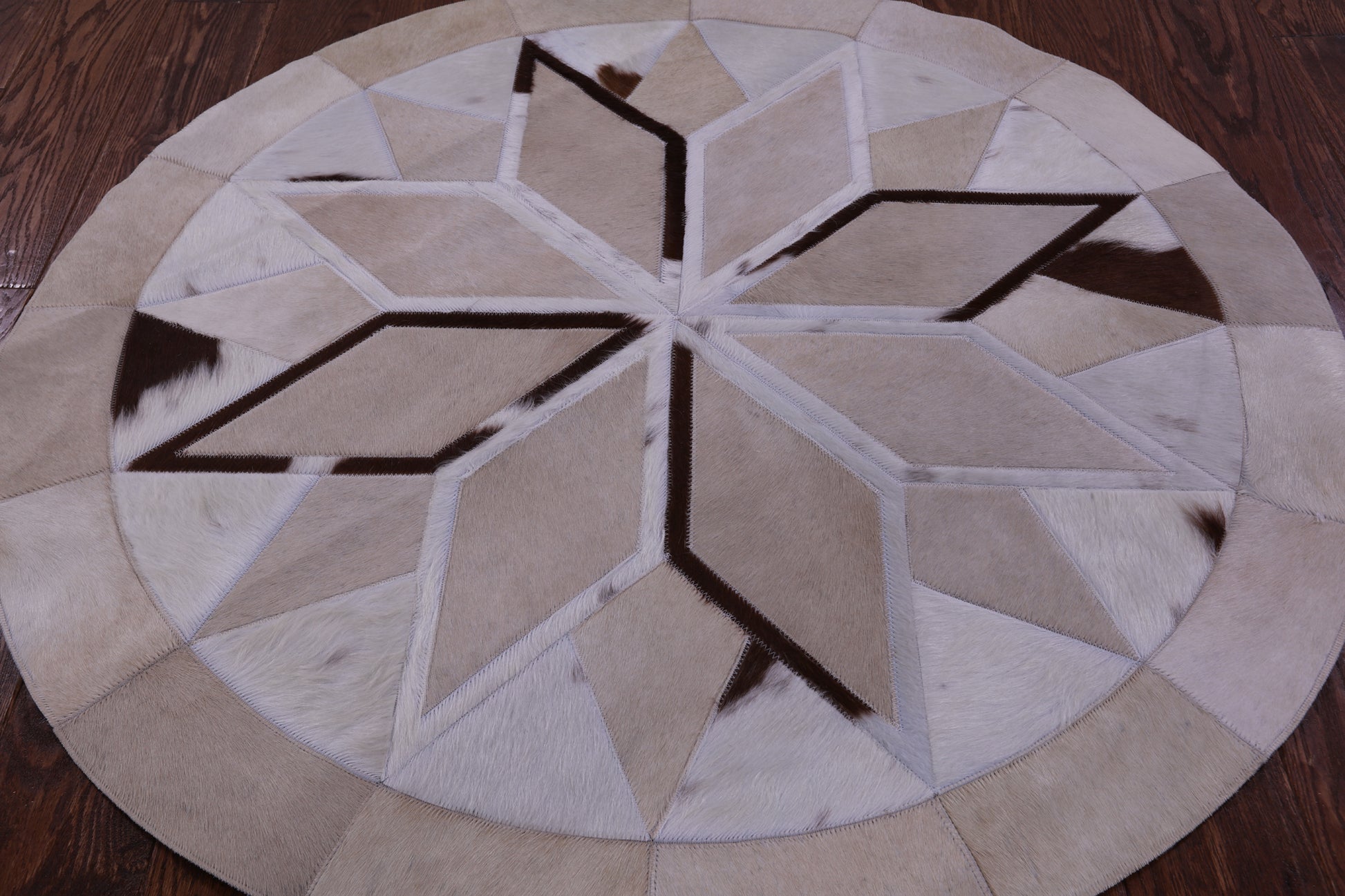Brown & White Round Star Natural Cowhide Hand Stitched Patchwork Rug - 4' 0" X 4' 0" - Golden Nile