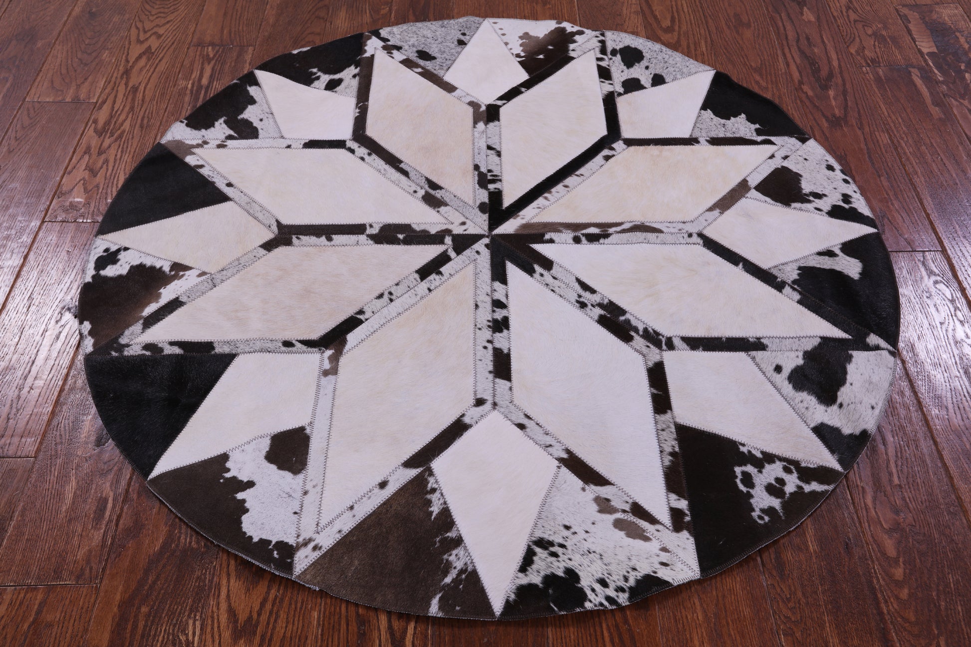 Brown & White Round Star Natural Cowhide Hand Stitched Patchwork Rug - 4' 0" X 4' 0" - Golden Nile