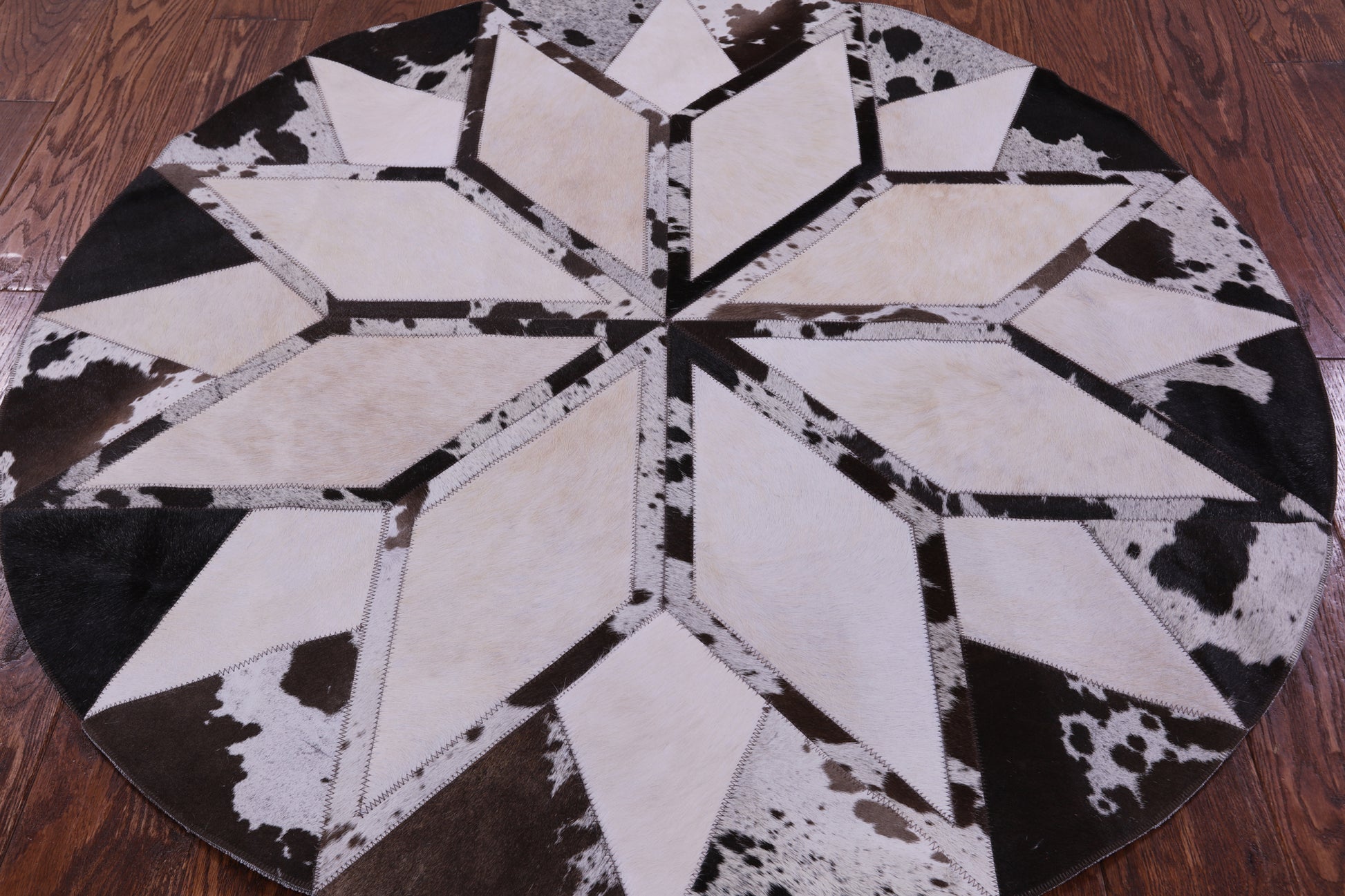 Brown & White Round Star Natural Cowhide Hand Stitched Patchwork Rug - 4' 0" X 4' 0" - Golden Nile