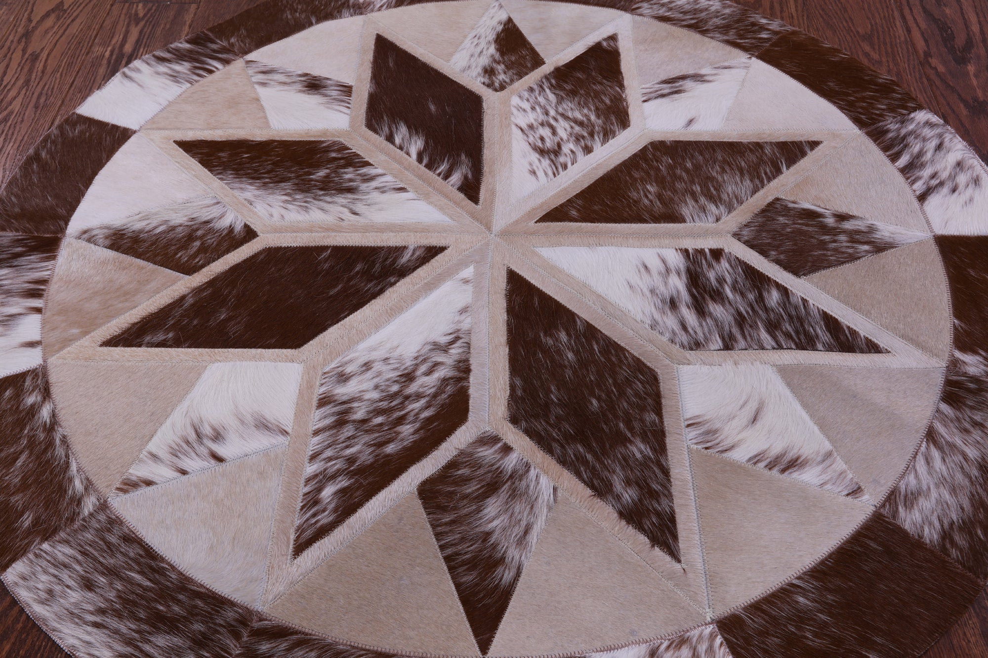 Brown & White Round Star Natural Cowhide Hand Stitched Patchwork Rug - 4' 0" X 4' 0" - Golden Nile