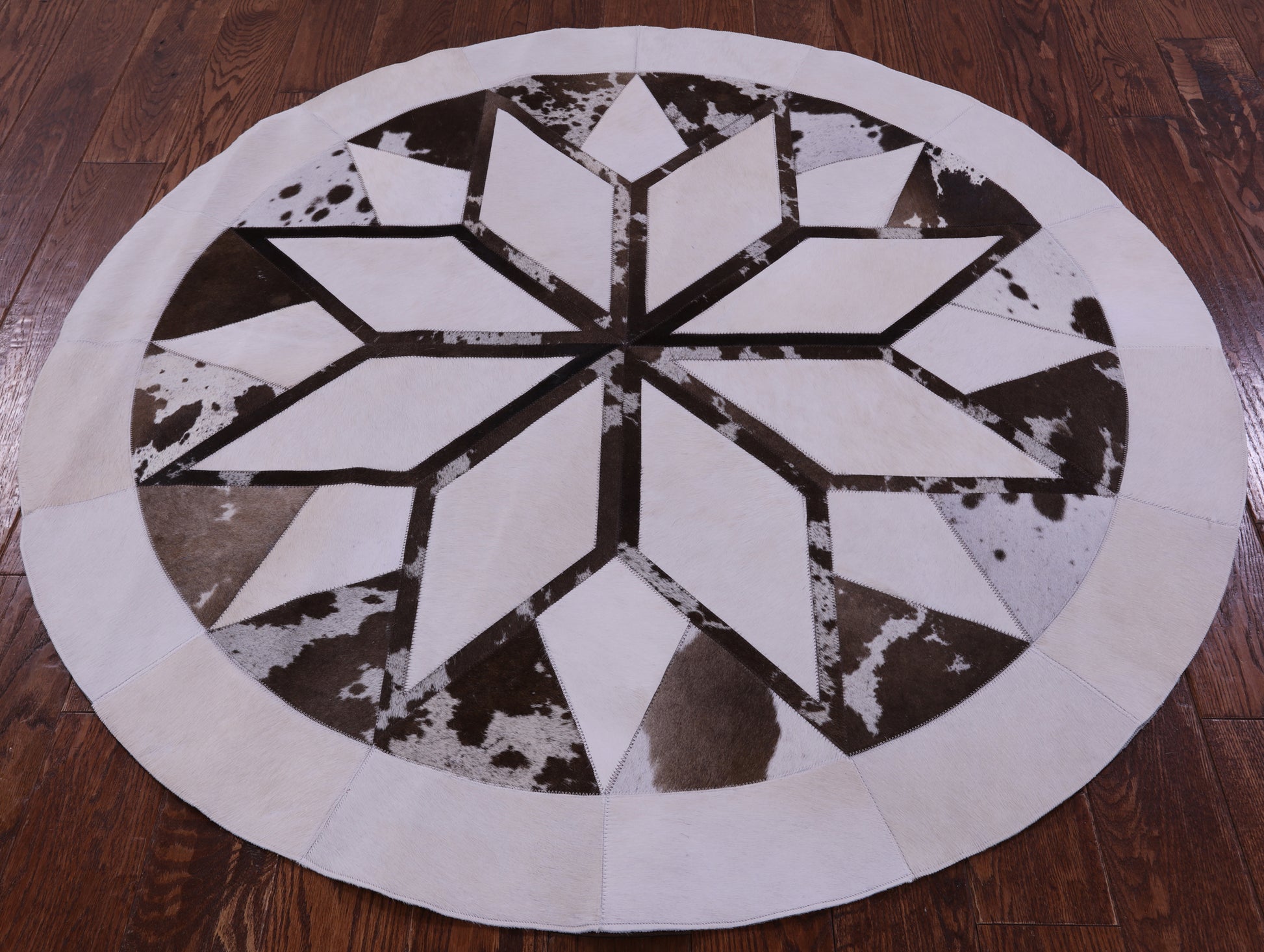 Brown & White Round Star Natural Cowhide Hand Stitched Patchwork Rug - 5' 0" X 5' 0" - Golden Nile
