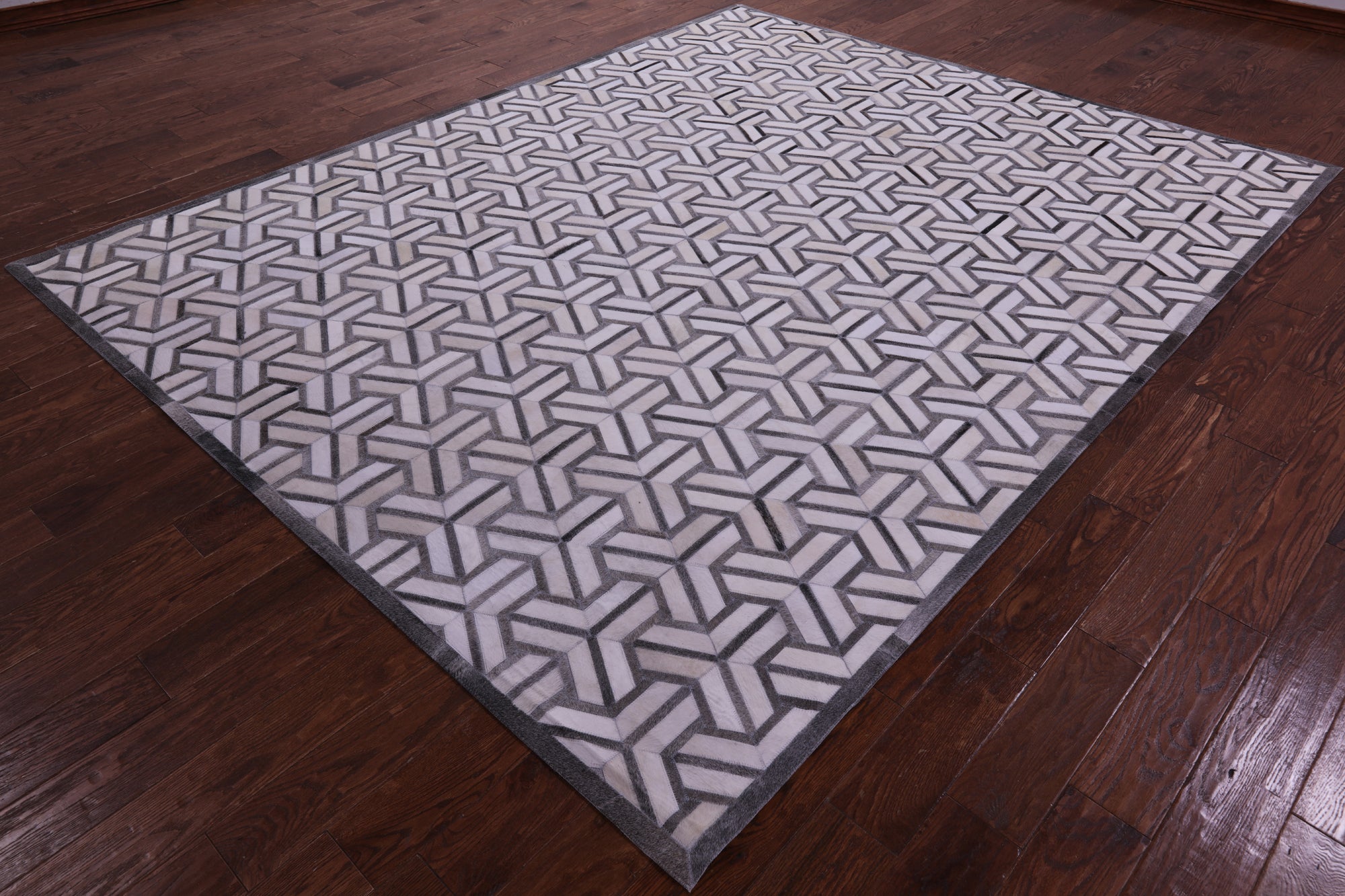 Grey & White Natural Cowhide Hand Stitched Patchwork Rug - 8' 0" X 10' 0"