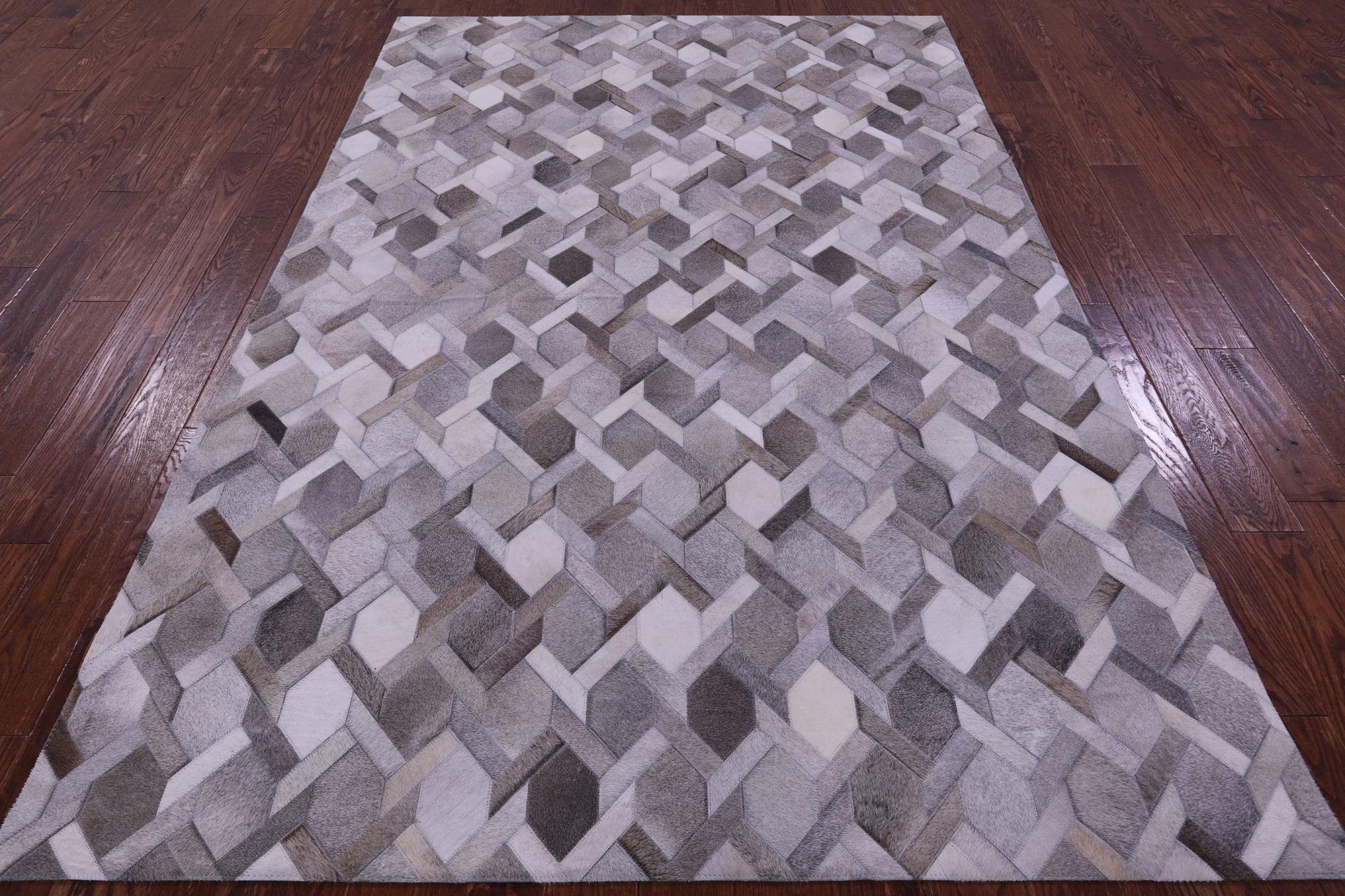 Grey & White Natural Cowhide Hand Stitched Patchwork Rug - 6' 0" X 9' 0"