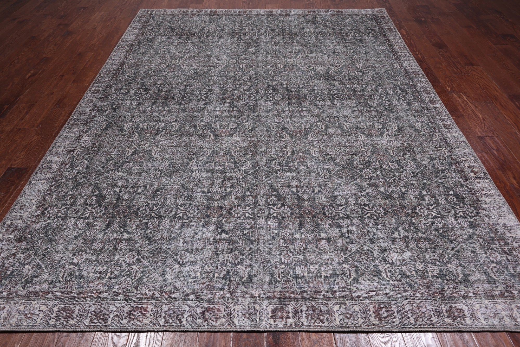 Grey Modern Machine-Made Rug - 7' 10" X 10' 0"