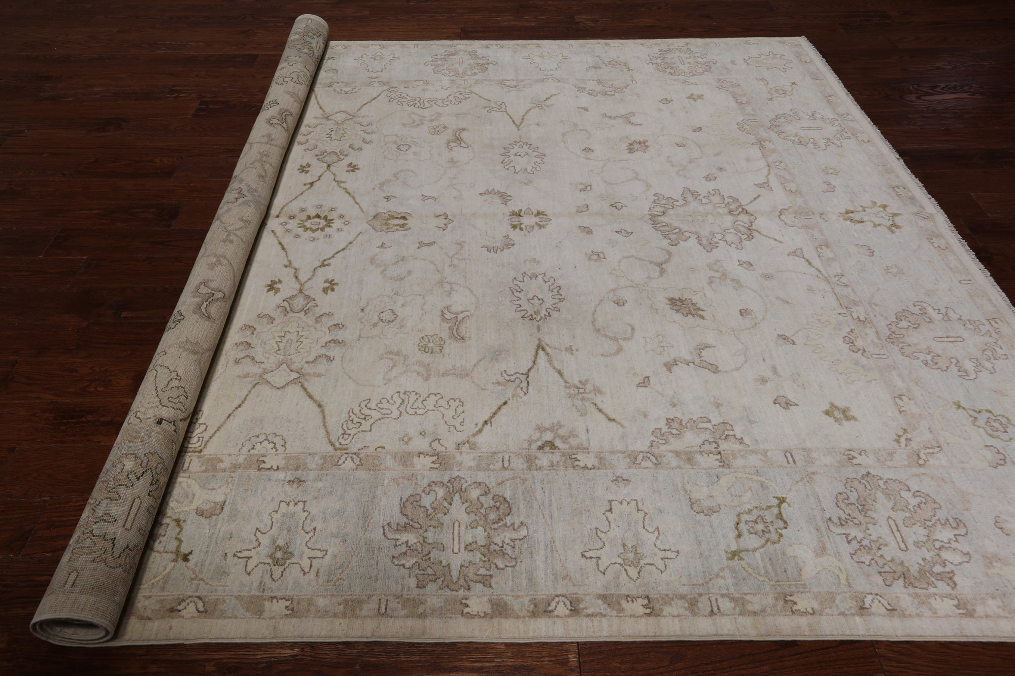 Ivory Peshawar Hand Knotted Wool Rug - 8' 1" X 9' 7"