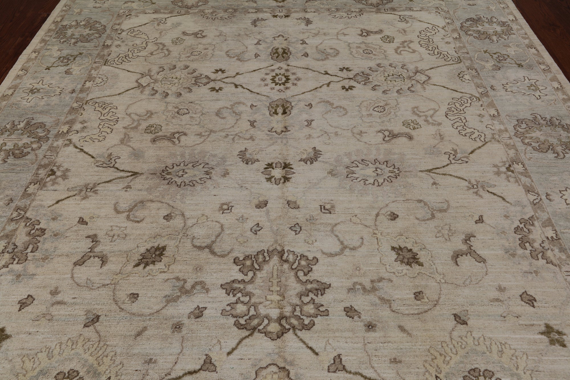 Ivory Peshawar Hand Knotted Wool Rug - 8' 1" X 9' 7"