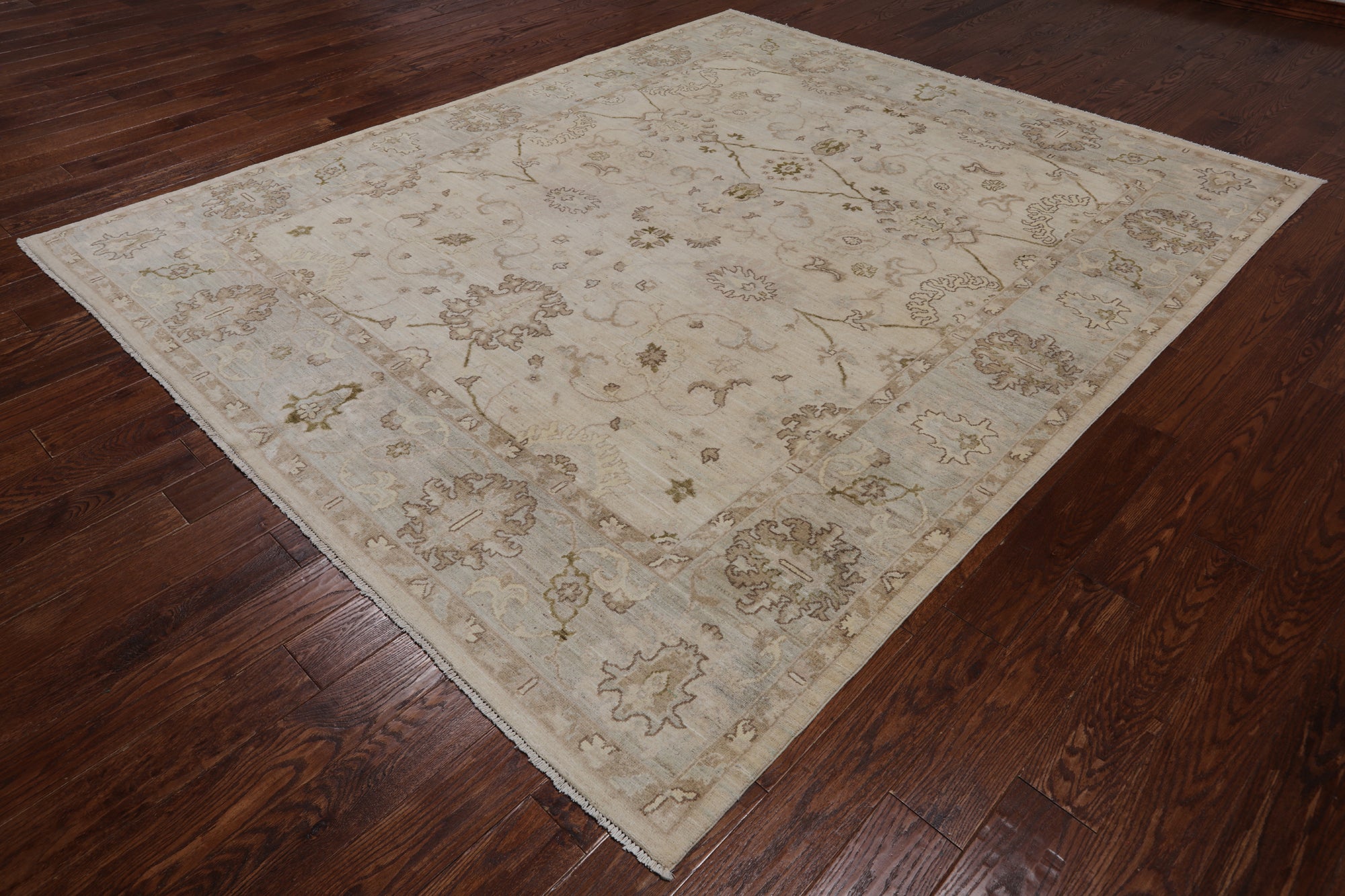 Ivory Peshawar Hand Knotted Wool Rug - 8' 1" X 9' 7"