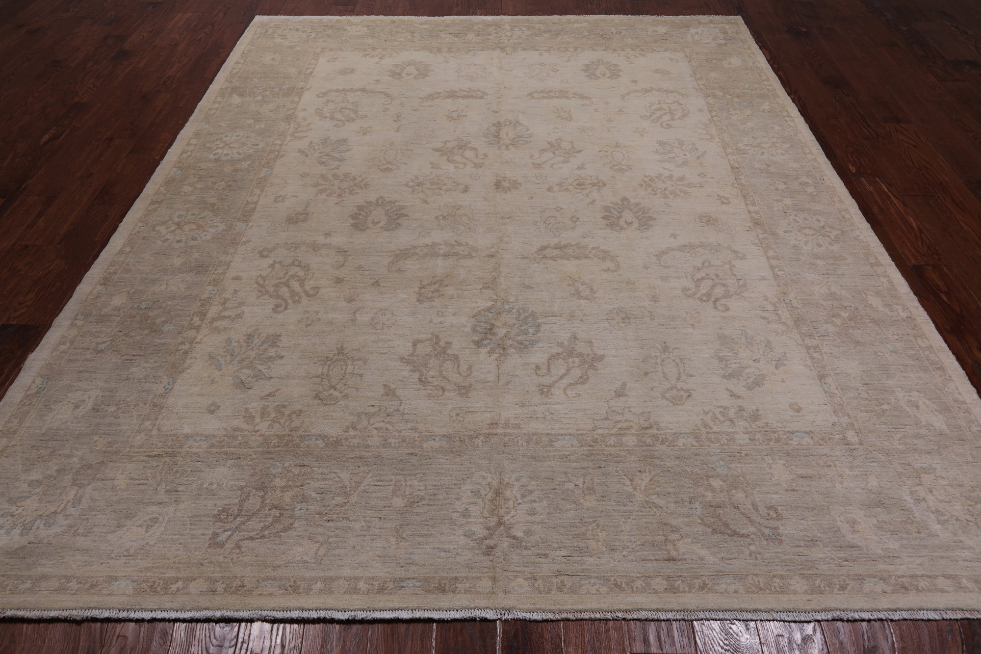 Ivory Antiqued Peshawar Hand Knotted Wool Rug - 8' 2" X 9' 7"