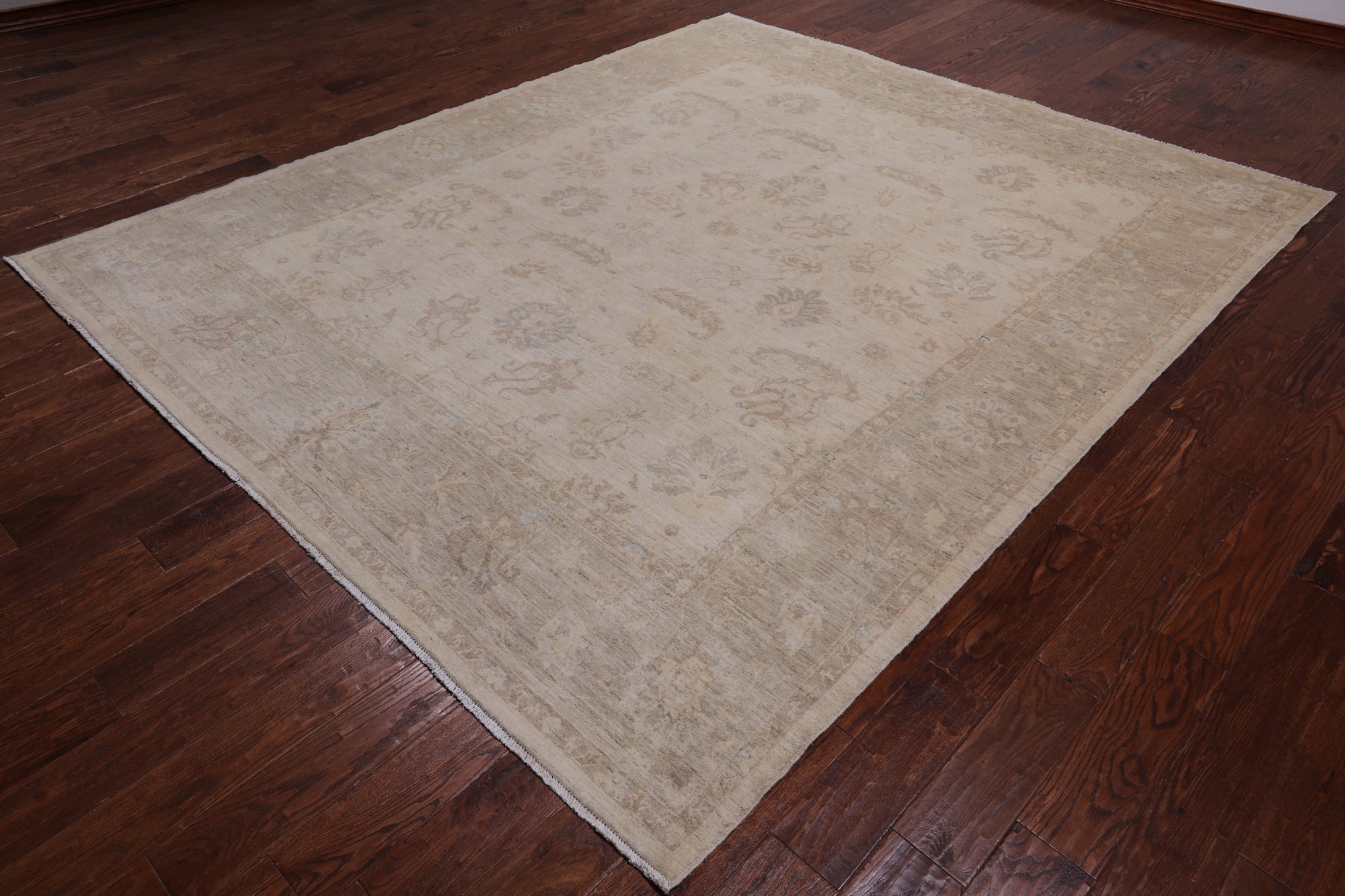 Ivory Antiqued Peshawar Hand Knotted Wool Rug - 8' 2" X 9' 7"