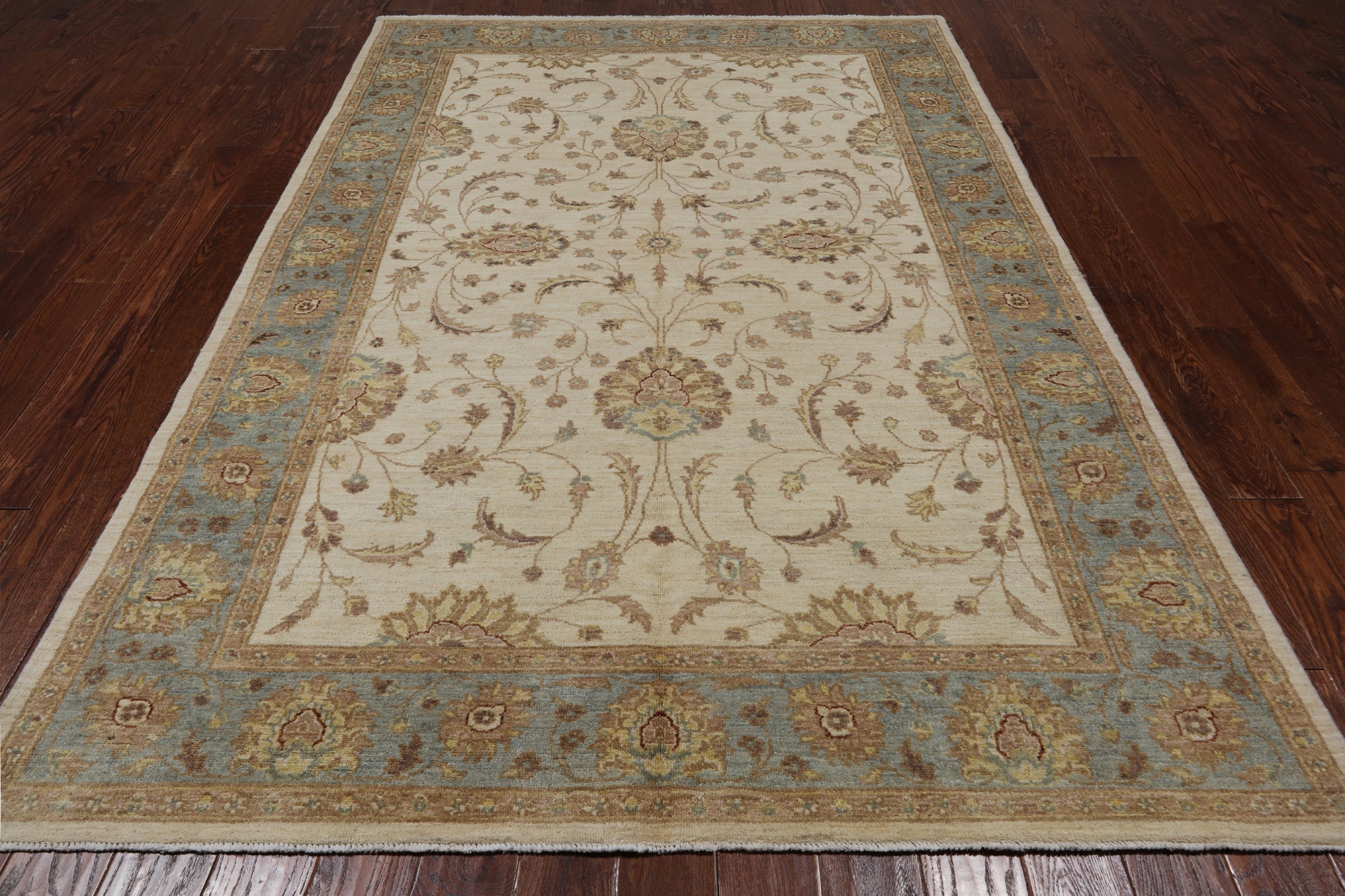 Ivory Peshawar Hand Knotted Wool Area Rug - 6' 2" X 9' 2"