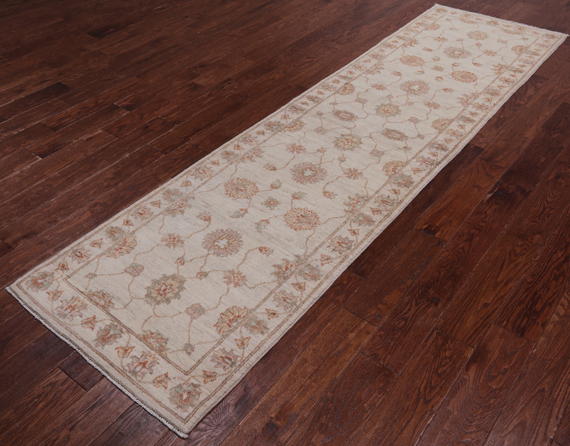 Ivory Peshawar Hand Knotted Wool Runner Rug - 2' 7" X 9' 10"
