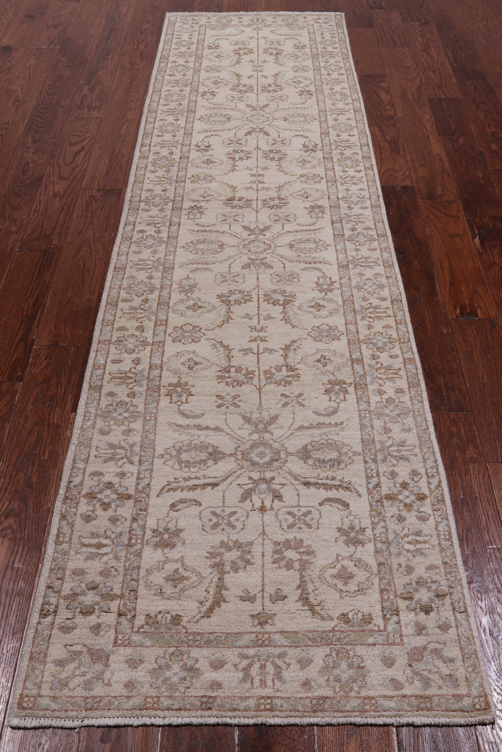 Ivory Peshawar Hand Knotted Wool Runner Rug - 2' 7" X 9' 9"
