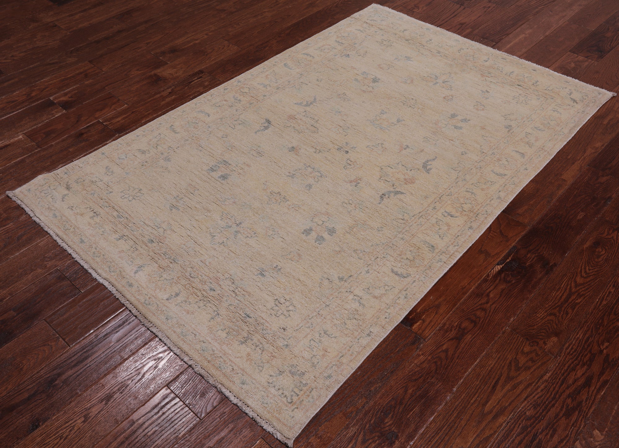 Ivory Turkish Oushak Hand Knotted Wool Rug - 3' 10" X 6' 0"