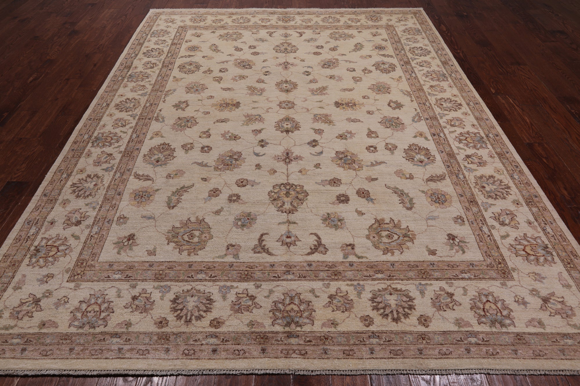 Ivory Persian Handmade Area Rug - 8' 1" X 10' 1"