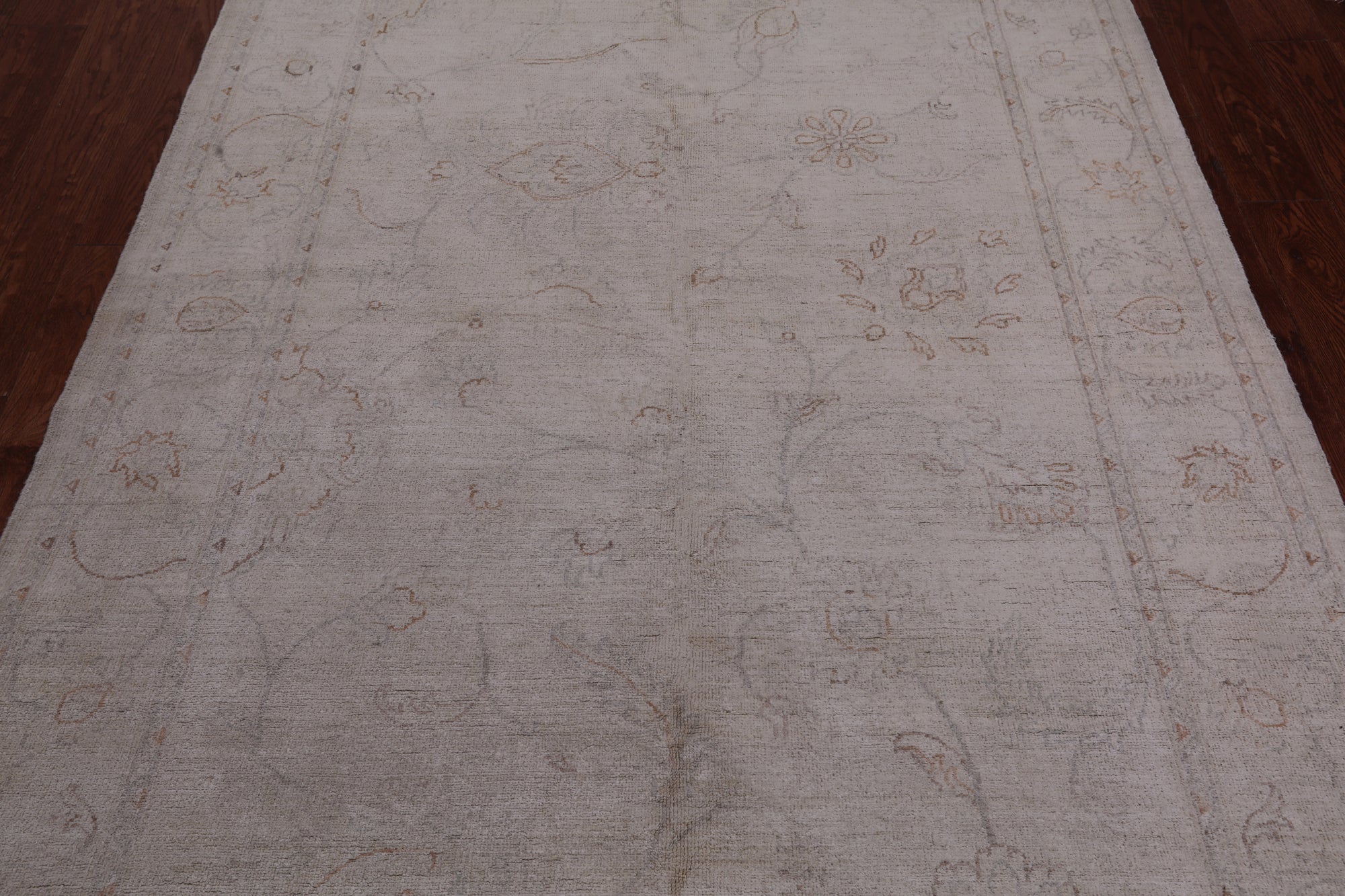 Ivory Peshawar White Wash Handmade Area Rug - 5' 1" X 6' 11"