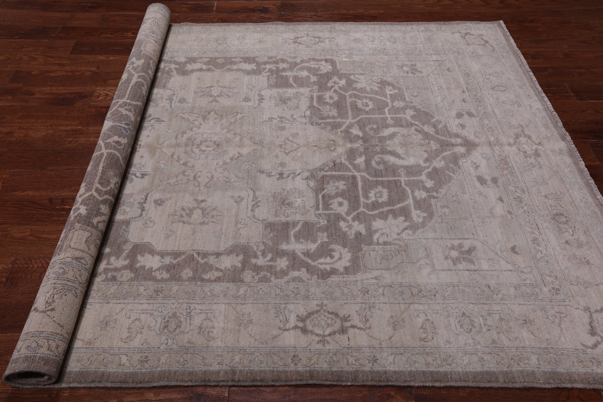 SUPER SALE Persian White Wash Handmade Wool Area Rug - 6' 0" X 8' 9"
