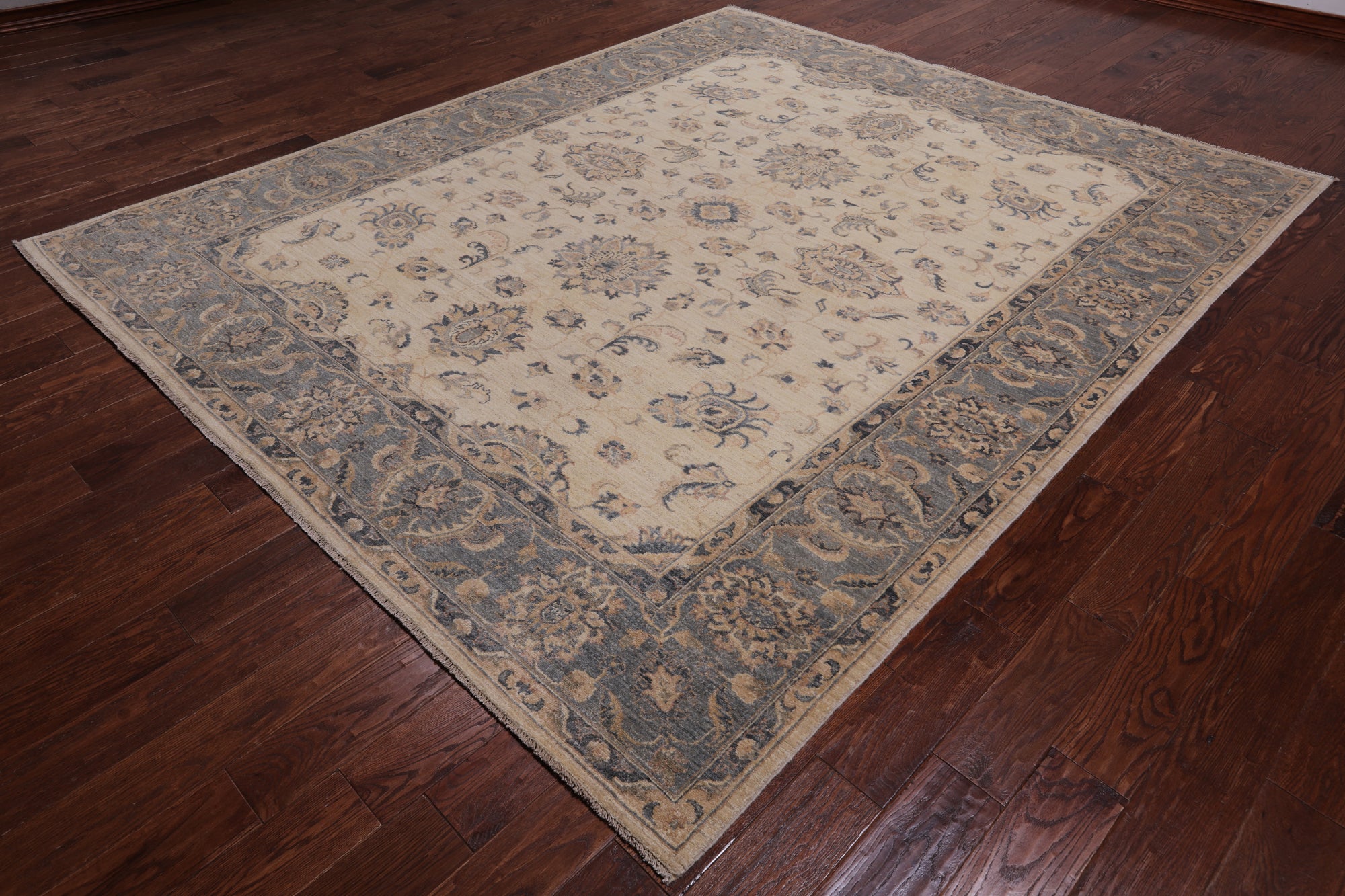 Ivory Peshawar Handmade Wool Rug - 8' 4" X 9' 10"