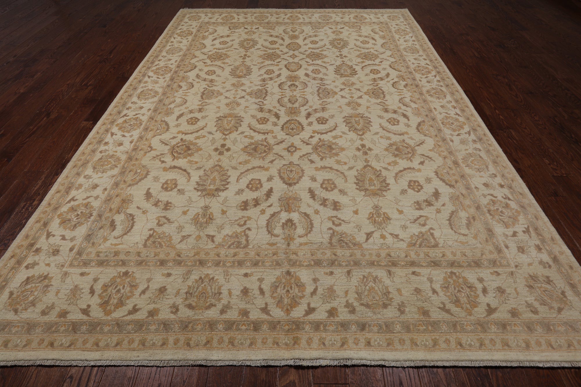 Ivory Peshawar Handmade Wool Rug - 8' 9" X 12' 2"